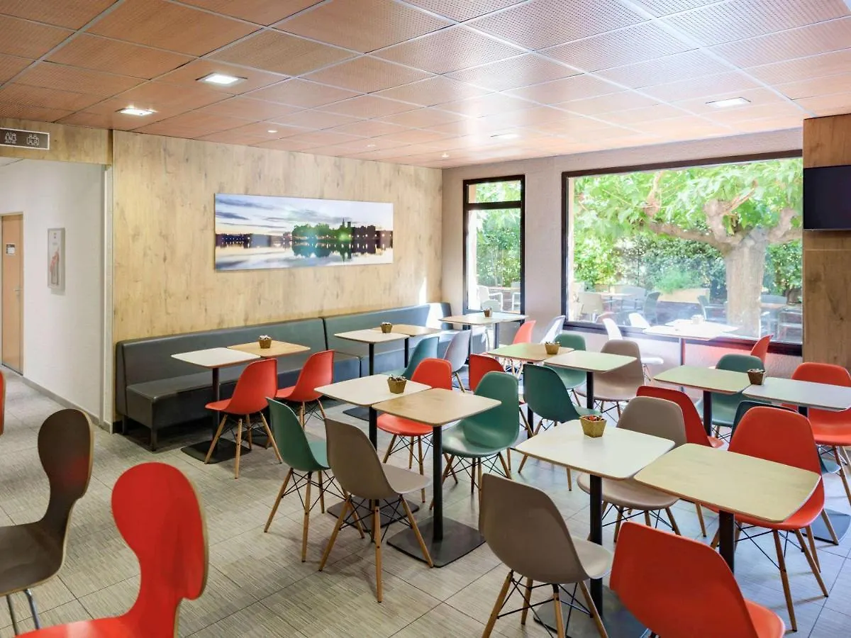 Hotel ibis Avignon Centre Pont De L'Europe